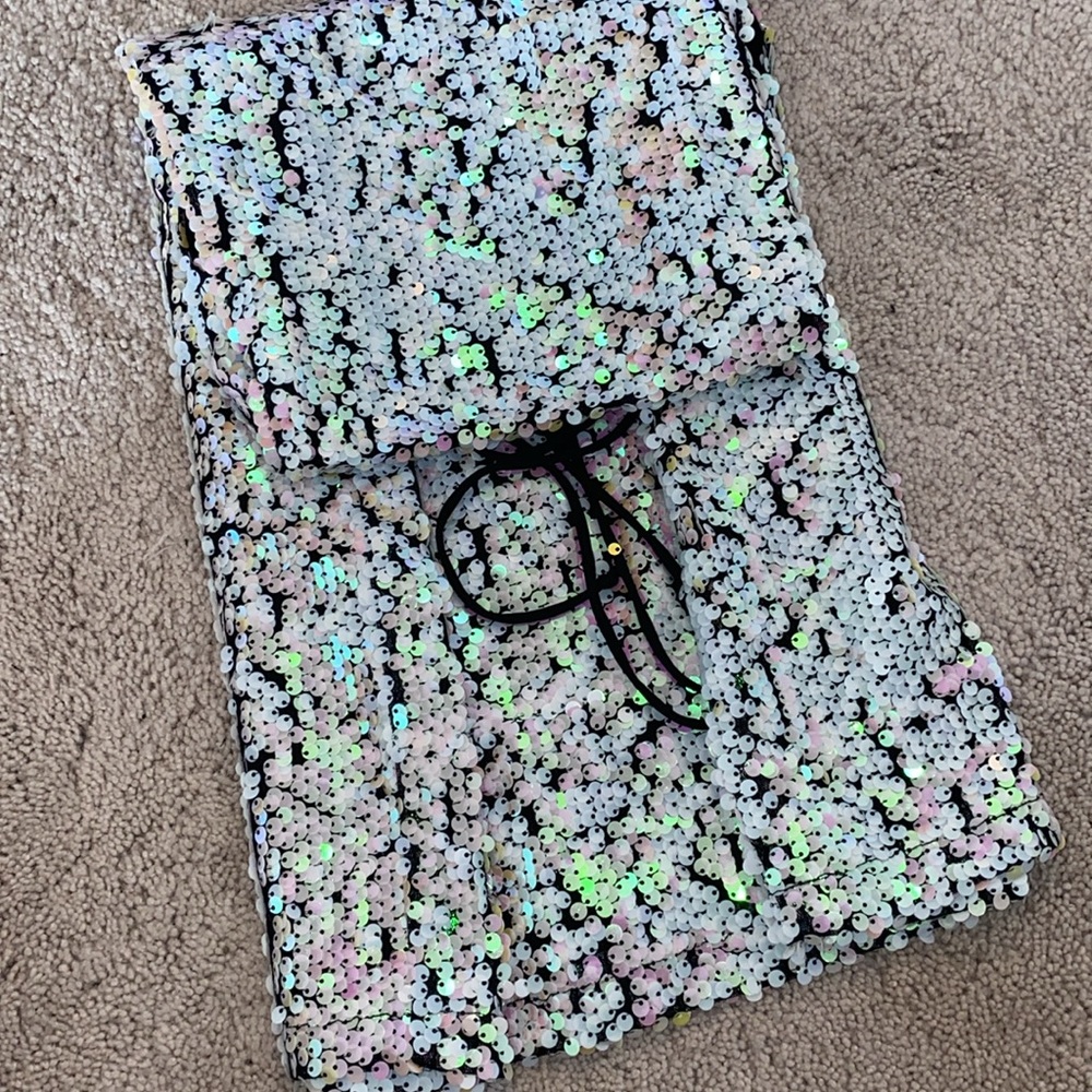 Motel Rocks Unicorn Irridescent Sequin Hedi Dress - Picture 15 of 16